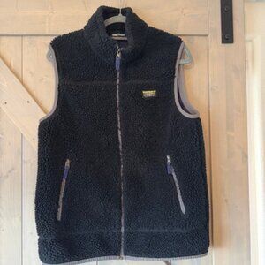 LL Bean Black Sherpa Fleece Vest Womens Size L Good Used Condition no size tag